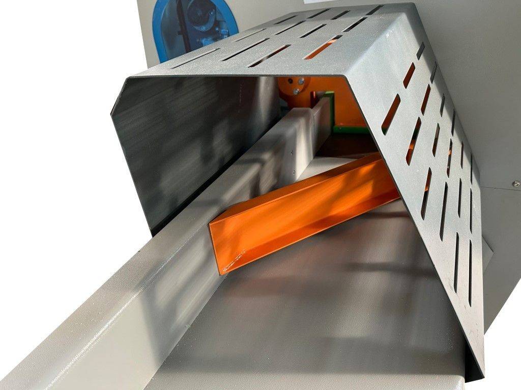 Fierastrau automat pentru lemn ASKS 6060