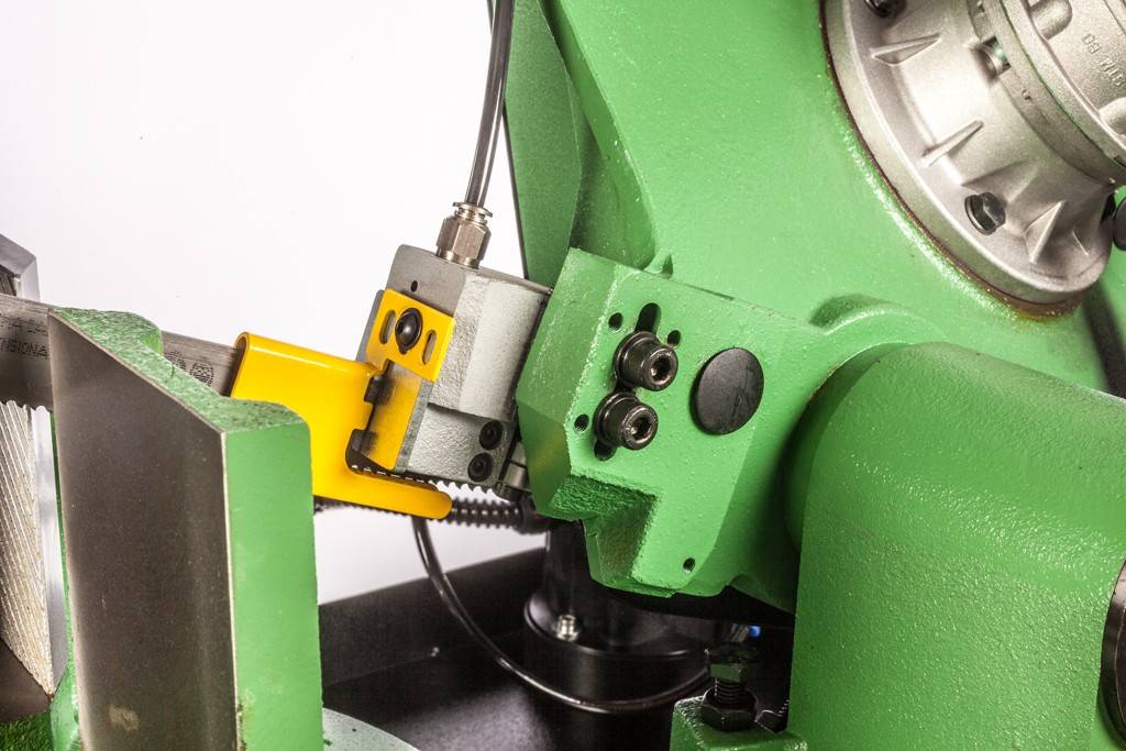 Fierastrau cu banda NEBES TM275