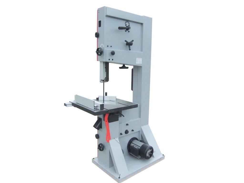 Fierastrau panglica BS 600