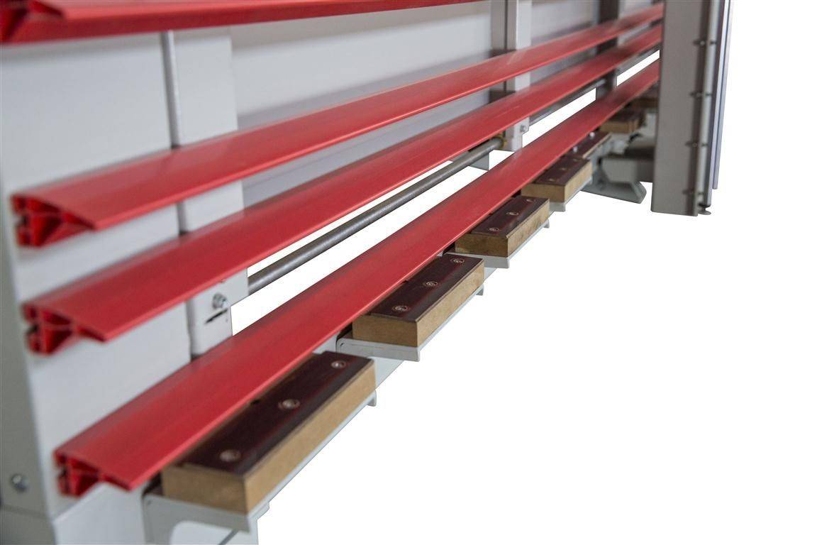 Fierastrau vertical de formatizat panouri EASY CUT 5216